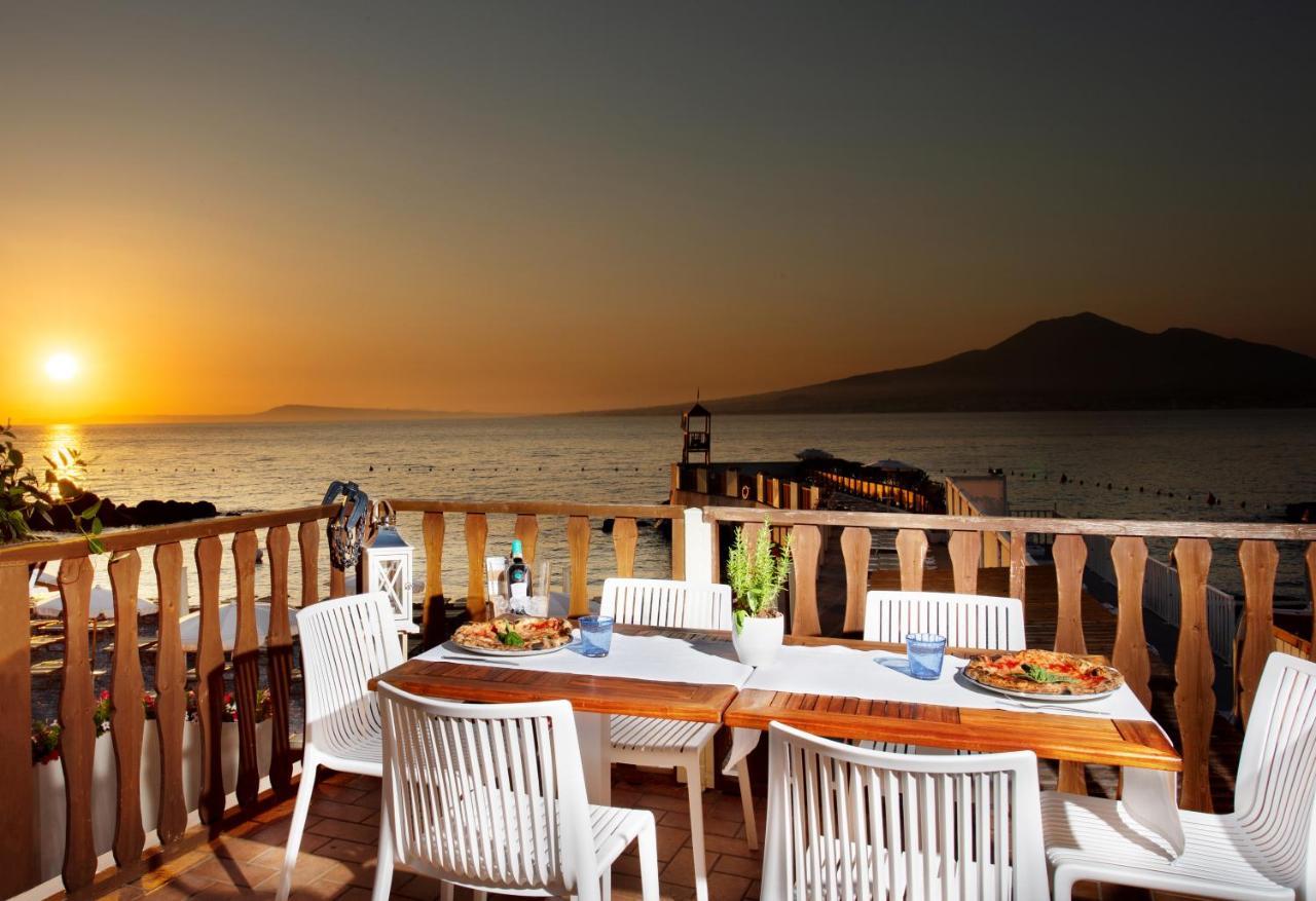 La Fornace Relais & Spa Castellammare di Stabia Bagian luar foto