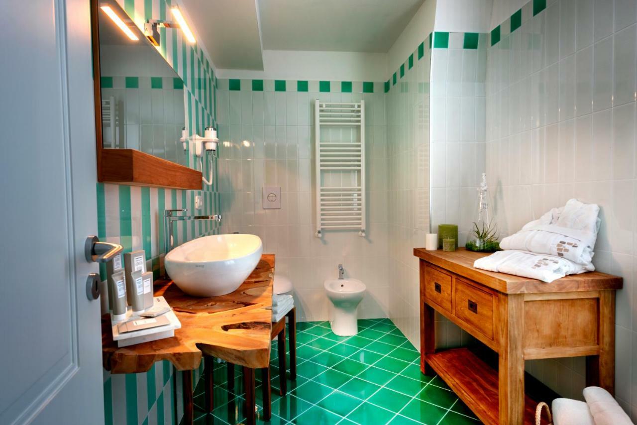 La Fornace Relais & Spa Castellammare di Stabia Bagian luar foto