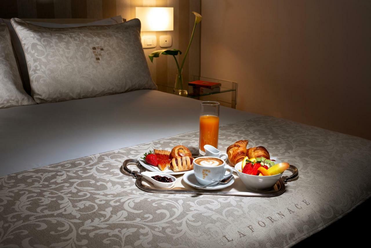 La Fornace Relais & Spa Castellammare di Stabia Bagian luar foto