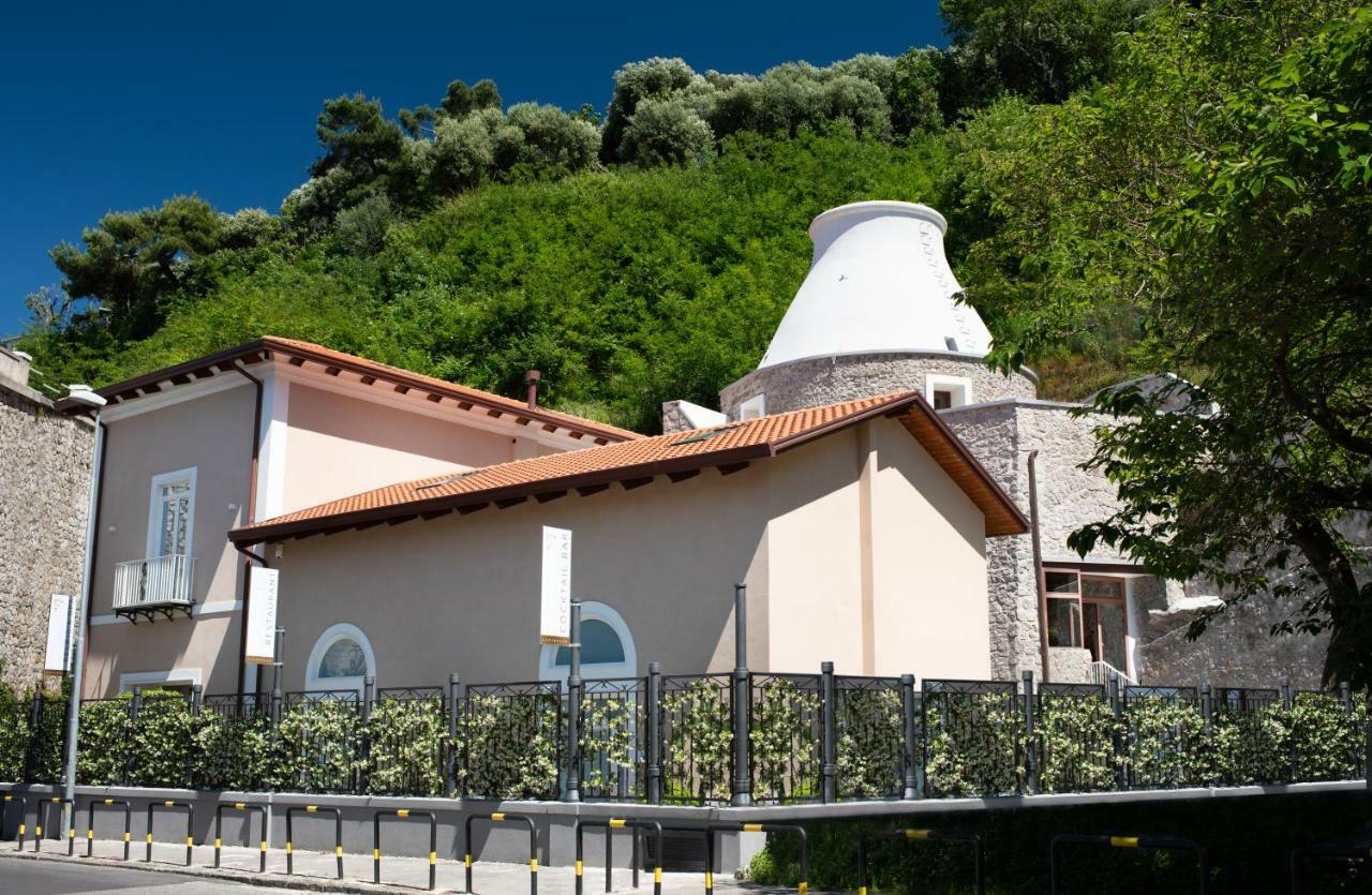 La Fornace Relais & Spa Castellammare di Stabia Bagian luar foto